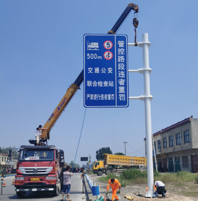 鹤岗双悬臂标志杆、交通标志杆制作、门架立柱加工厂家